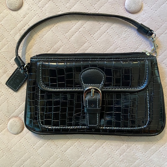 Avon black faux patent leather clutch purse - Picture 9 of 12